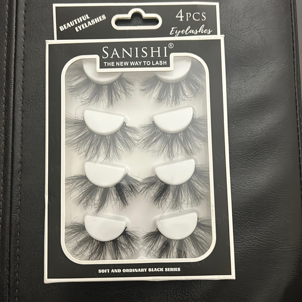 Selling Lashes!!! for 13 :)
